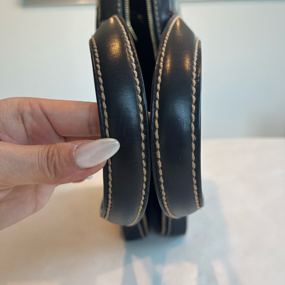 Chanel Black Leather Cream Wild Stitch Handbag - Picture 6 of 17